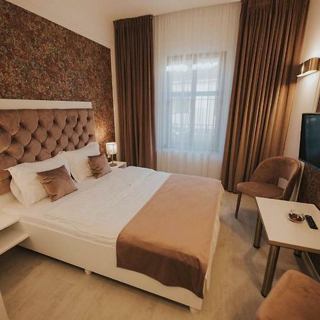 Hotel Marabella ซีบิว ภายนอก รูปภาพ