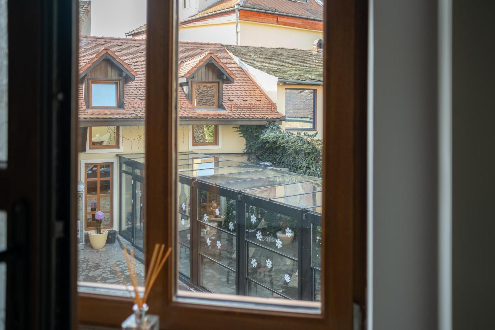 Hotel Marabella ซีบิว ภายนอก รูปภาพ