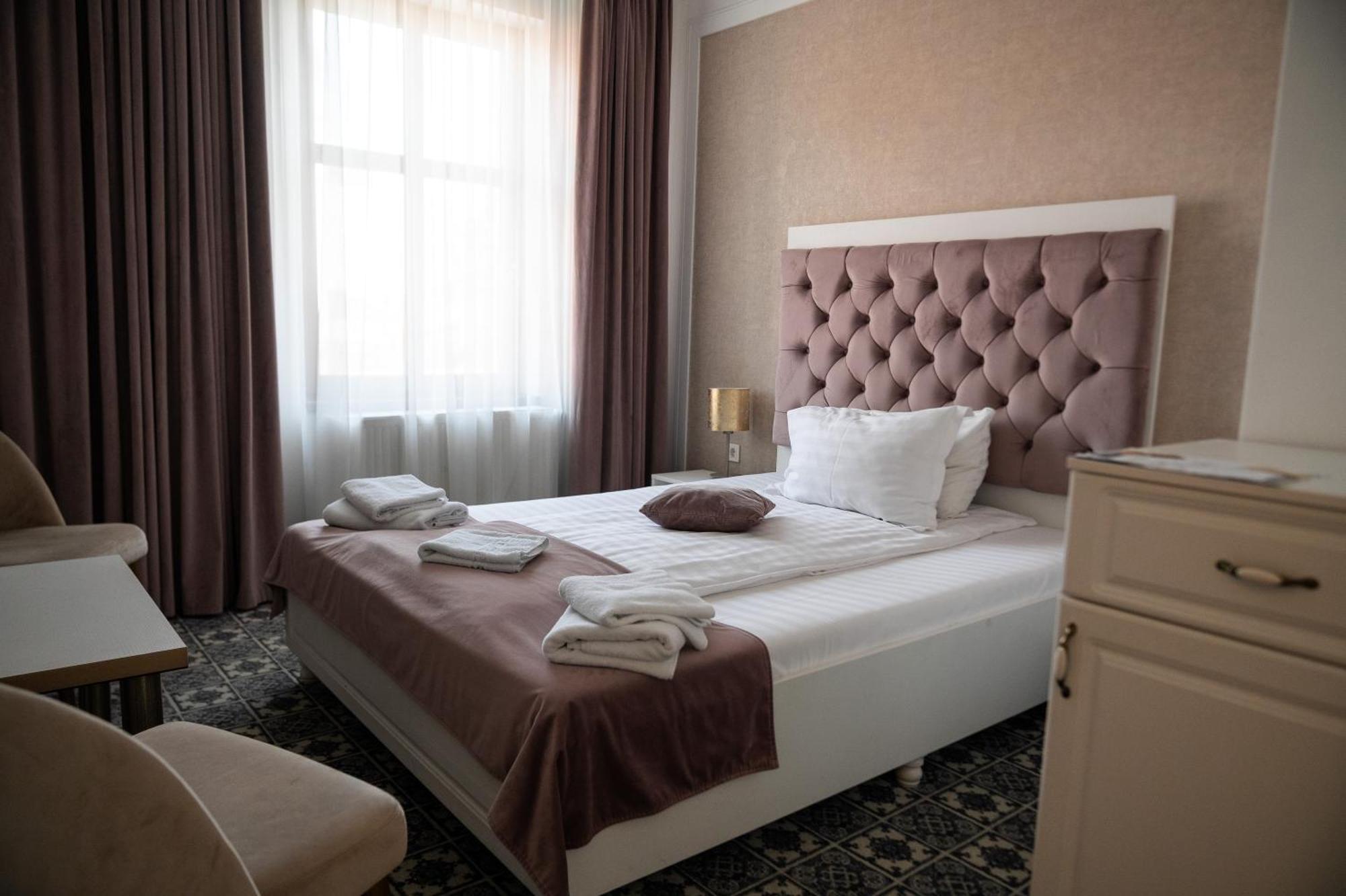 Hotel Marabella ซีบิว ภายนอก รูปภาพ